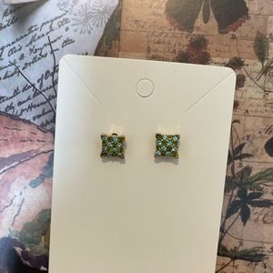 💫vintage blue green studs